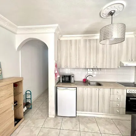 Apartment Lovely With Pool And Wifi Costa Del Silencio
