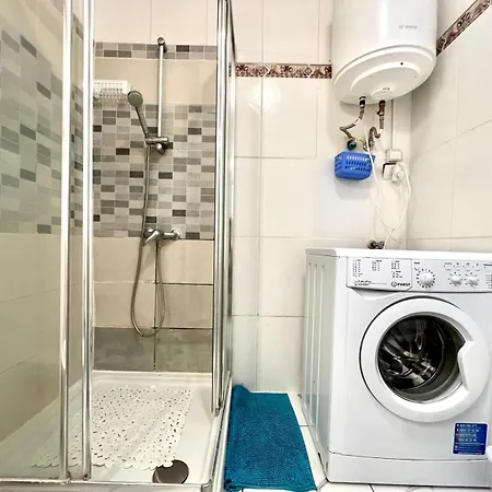 Apartment Lovely With Pool And Wifi